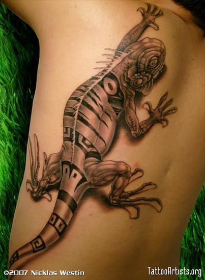 Tatuaze - Img120174_tribal_iguana_1_small1.jpg