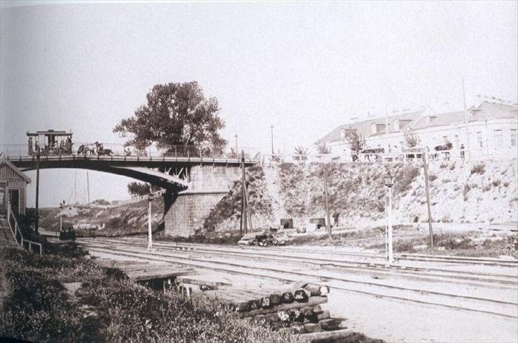 Białystok - stare fotografie - 1897rwiaduktnadkolejwar.jpg