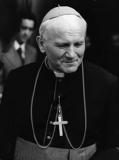 Św. Jan Paweł II - Fotografie - Miłość i służba nadają sens naszemu życiu.jpg
